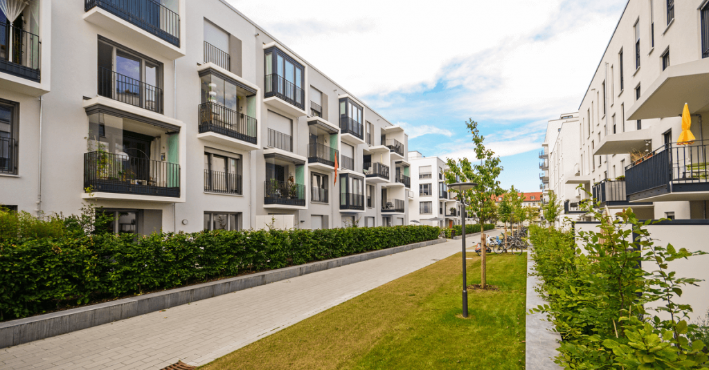 Managing Lease Expirations More Than One Month at a Time